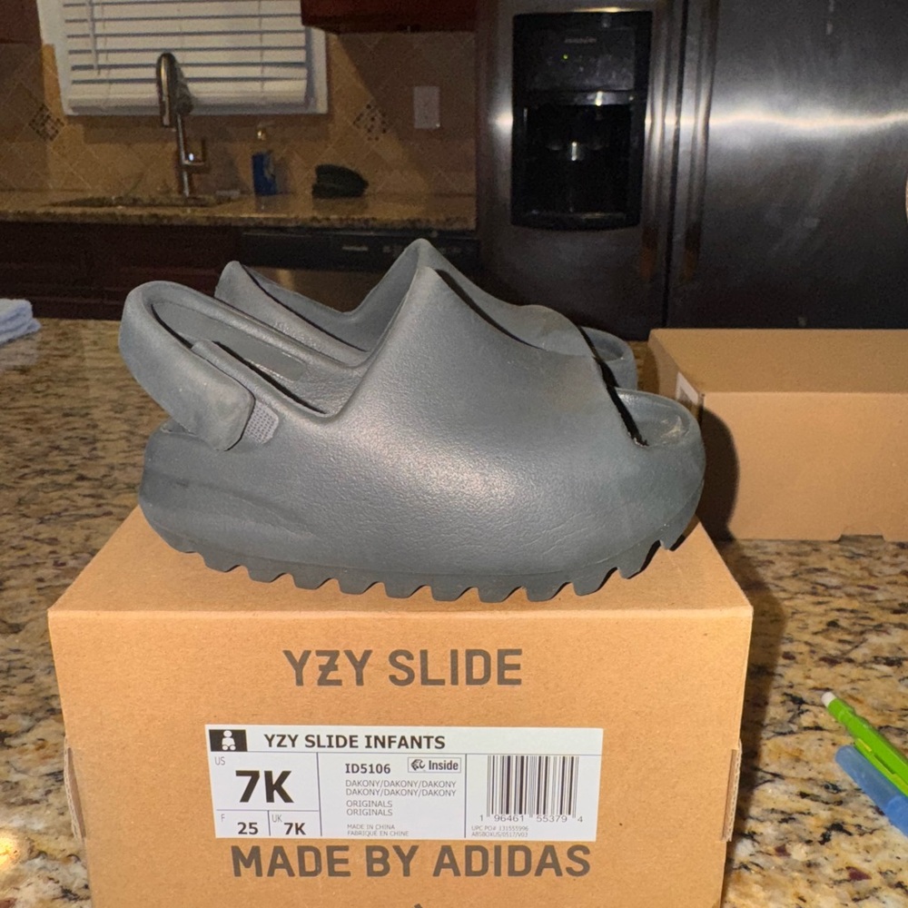 Adidas Kids YZY Slide - Slate Grey